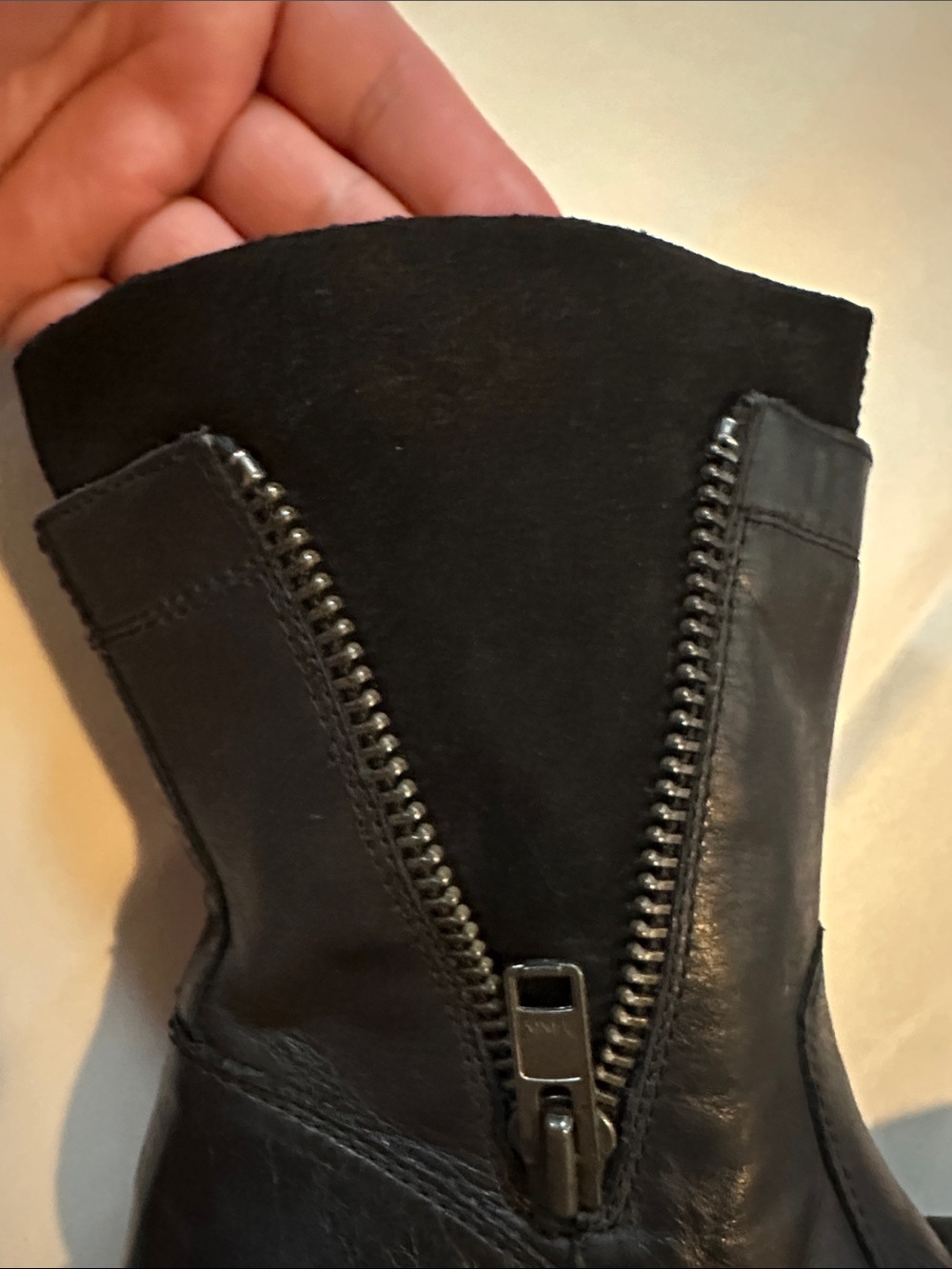 Born Mila Black Leather Boots New - Picture 5 of 10
